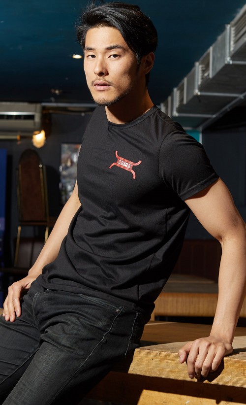 Model wearing the Kamurocho T-Shirt from our Yakuza collection