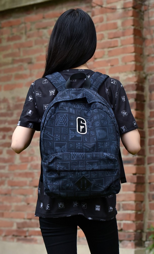 R6 Backpack
